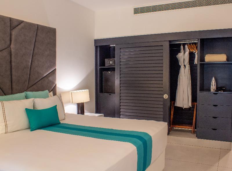 เรสซิเดนซ์ แอท เดอะ ไฟฟ์ Hotel ปลายาเดลการ์เมน ภายนอก รูปภาพ